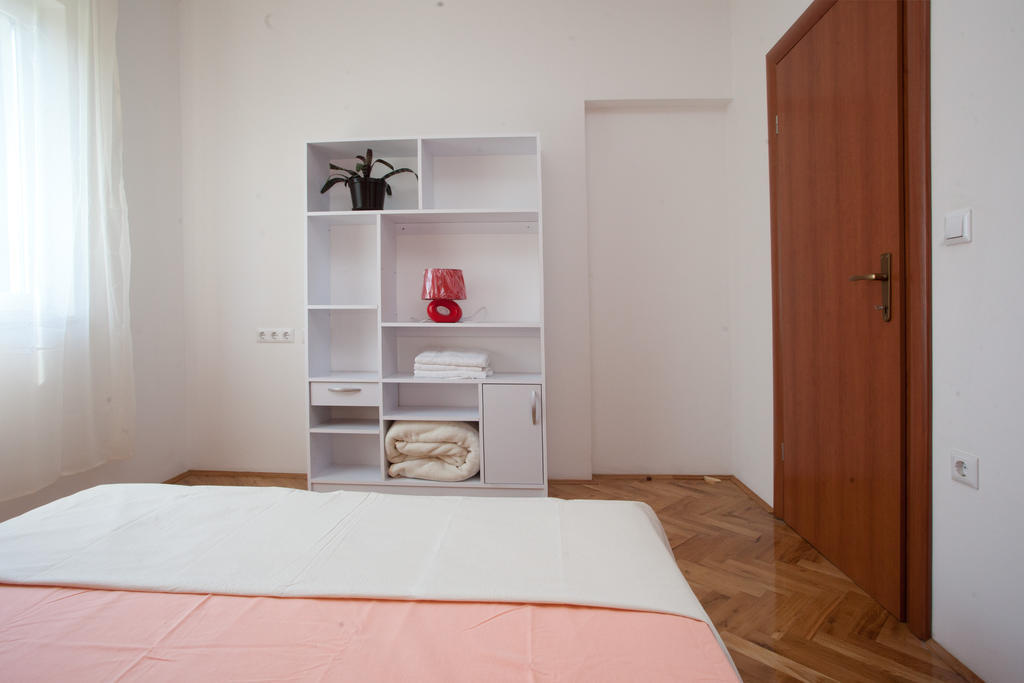 Yacht Beach Apartments Kaštela Chambre photo