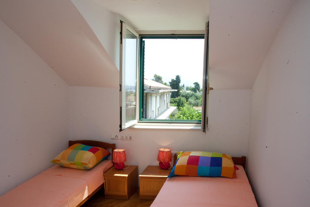 Yacht Beach Apartments Kaštela Chambre photo